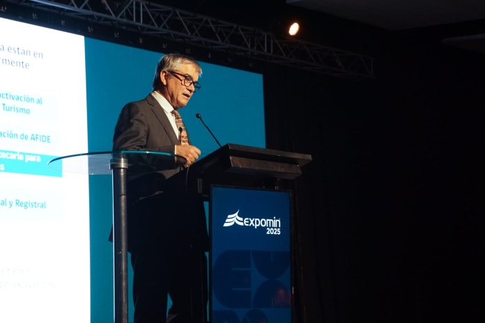 Expomin 2025: Ministro Mario Marcel destaca “resiliencia del cobre chileno” y rol estratégico del Estado en la minería nacional
