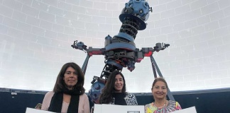 Planetario de la universidad de Santiago celebra 40 años con emisión postal conmemorativa