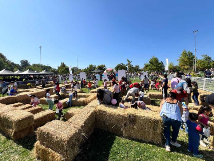 3 mil niños de Colina celebran Pascua de Resurrección en diversos puntos de la comuna 3 mil niños de Colina celebran Pascua de Resurrección en diversos puntos de la comuna