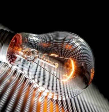 Ahorro energético en tiempos de tarifas altas: ¿cómo calefaccionar tu hogar este invierno sin disparar la cuenta de la luz?