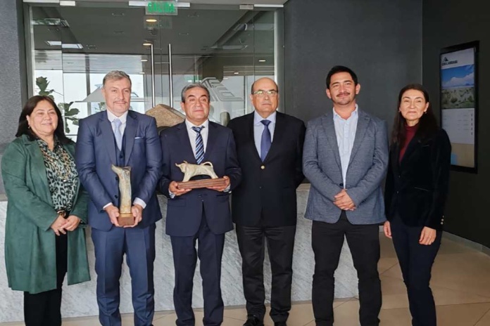 Ejecutivos de Collahuasi fueron reconocidos por su contribución a la innovación minera