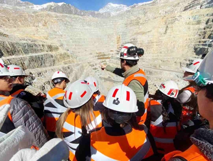 Estudio Panorama Educacional TP Minero: Se duplica el ingreso de mujeres a carreras relacionadas a la minería 