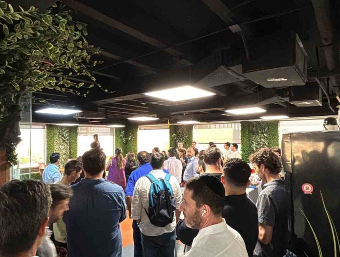 KLog.co impulsa el diálogo sobre la transformación digital en la logística internacional a través de los Logtech Sessions