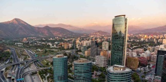 Arcadis Chile celebra 44 años liderando la transformación sostenible del país