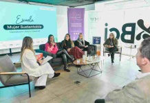 Chilenas se gradúan de escuela de sostenibilidad pionera en Chile y latinoamérica