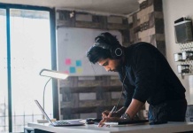 Eficiencia para resolver problemas y reducción de costos figuran entre los principales beneficios de las contrataciones por proyectos para las empresas