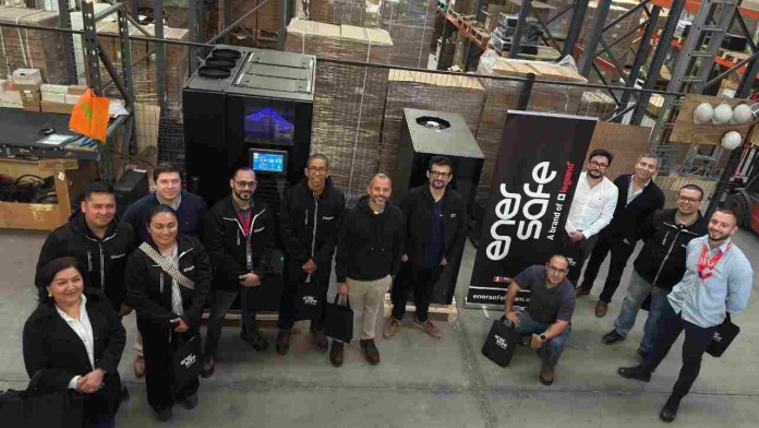 Ejecutivos de Centroamérica visitan Chile para conocer soluciones innovadoras de Legrand