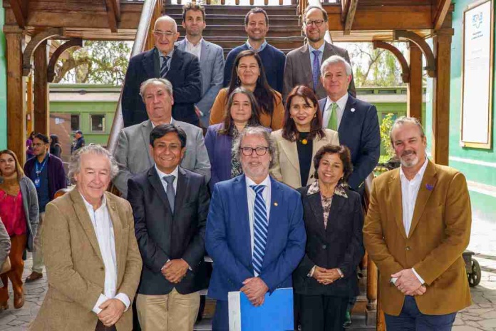 En Antofagasta se firma convenio entre el Instituto de Tecnologías Limpias (ITL) y Corfo la mayor inversión de I+D en la historia del país En Antofagasta se firma convenio entre el Instituto de Tecnologías Limpias (ITL) y Corfo: la mayor inversión de I+D en la historia del país