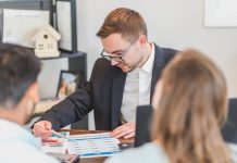 Conoce tu póliza: Expertos llaman a informarse antes de contratar un seguro