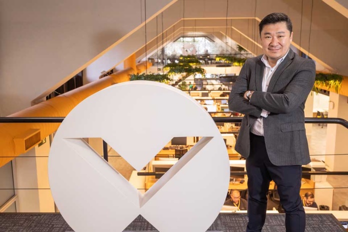 Tres formas de fortalecer las estrategias de negocio responsables mediante tecnologías de alimentación y refrigeración para centros de datos