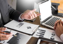 ¿Tu empresa está cumpliendo sus metas de ahorro? Impulsa tus finanzas en la segunda mitad del año con la tecnología de Experian.