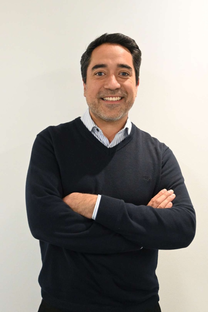 Linieros en Chile: una urgente necesidad de capital humano nacional