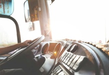 3,6 millones de vacantes sin cubrir en 36 países la falta de camioneros que preocupa a la logística global