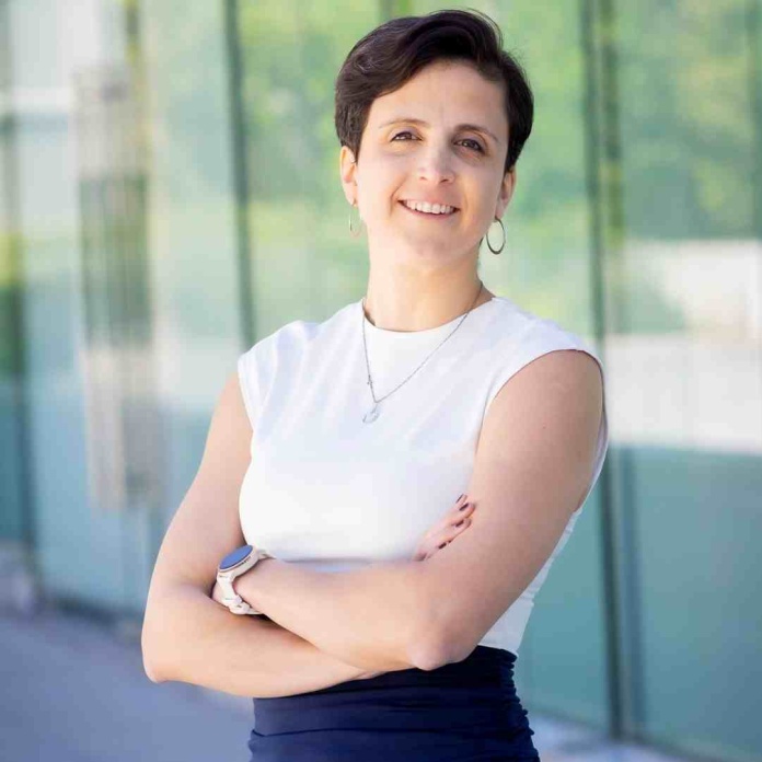 Adaptabilidad e integración de la factura electrónica: claves para una transición fluida