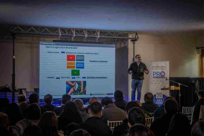 COPEVAL estuvo presente en importante seminario sobre agricultura inteligente y sostenible