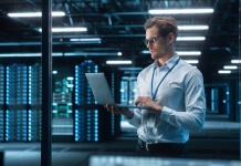 Centros de experiencia: la nueva estrategia para decisiones tecnológicas más seguras en un Chile hiperconectado Centros de experiencia la nueva estrategia para decisiones tecnológicas más seguras en un Chile hiperconectado