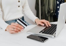 Compras más inteligentes: la IA se convierte en la nueva aliada de los consumidores online