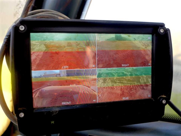 Lomas Bayas incorpora tecnología de inteligencia artificial para prevenir atropellos en faenas con manipulador de neumáticos