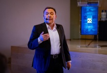 Experto en liderazgo, Marcelo Muñoz, llama a transformar la ZOFRI hacia la entrega de servicios 