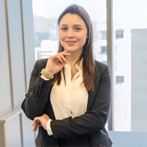 Javiera Baeza asume como nueva Private Banker en AMM Capital