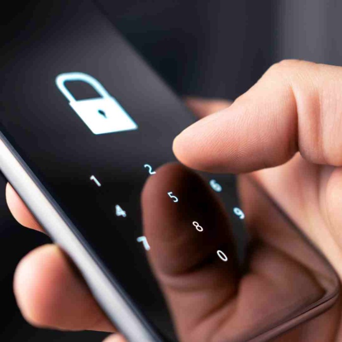 Jóvenes, los más expuestos al fraude digital: exceso de confianza y falta de educación digital los deja vulnerables