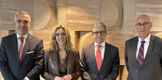 Mapfre y Banco Internacional sellan alianza estratégica para la comercialización exclusiva de seguros