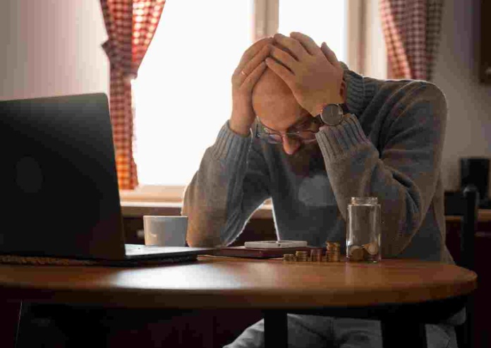 Más de la mitad de los trabajadores en el mundo vive al día: Informe de ADP