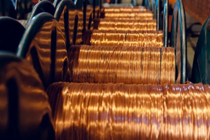 Mercados reaccionan con ajustes tras exclusión del cobre chileno de aranceles en EE.UU.