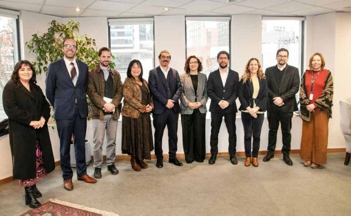 Mesa público-privada prepara lanzamiento del proyecto “Hazlo con IA” que contempla capacitación masiva