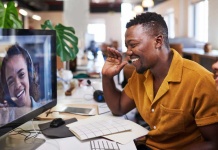 “Políticas rígidas de regreso a la oficina, mala comunicación y tecnología inadecuada” las principales quejas de los colaboradores sobre el trabajo híbrido