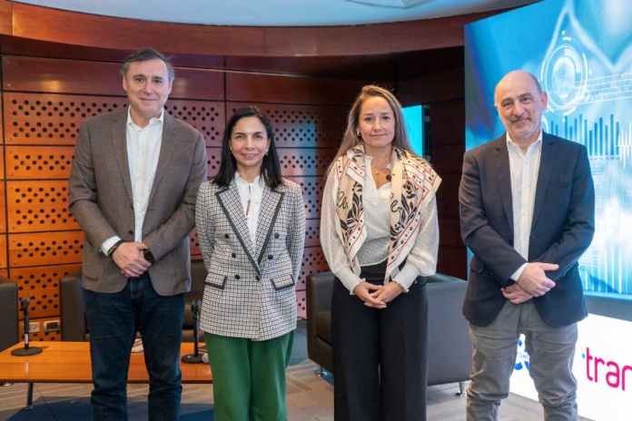 Transbank y Cámara de Comercio de Santiago realizaron seminario sobre finanzas abiertas y su impacto en los comercios Transbank y Cámara de Comercio de Santiago realizaron seminario sobre finanzas abiertas y su impacto en los comercios