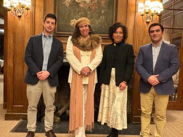 Asociación Internacional del Litio firma alianza con Asociación Chilena del Espacio para promover un desarrollo aeroespacial sostenible