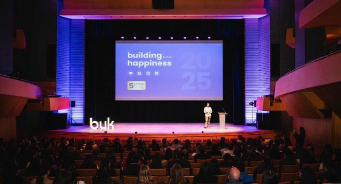 Buk revela las empresas más felices de Chile en la quinta edición de Building Happiness