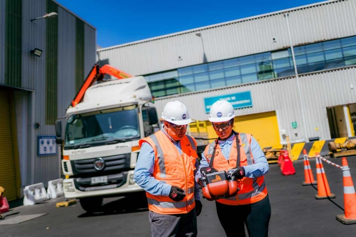 CEIM y AbastibleTec firman alianza para impulsar soluciones de inteligencia energética en la minería CEIM y AbastibleTec firman alianza para impulsar soluciones de inteligencia energética en la minería