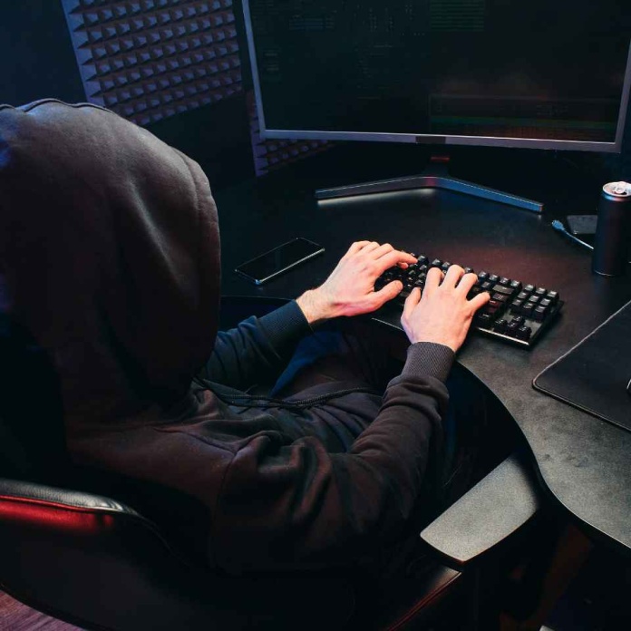 Chile bajo ataque: 94% de las empresas en Chile enfrentaron intentos de infiltración en su red Chile bajo ataque: 94% de las empresas en Chile enfrentaron intentos de infiltración en su red