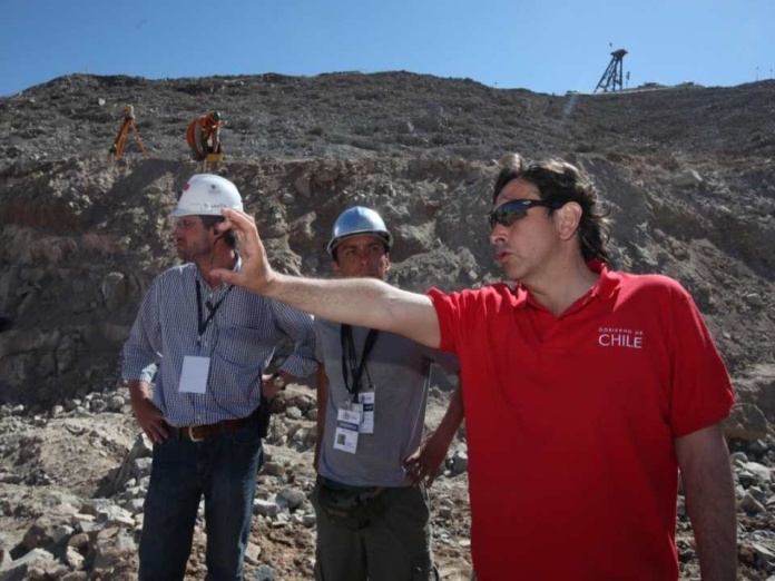 Codelco suma a Laurence Golborne al Consejo Internacional de apoyo a las labores de rescate en El Teniente