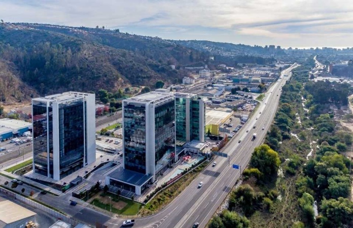 Distrito de Innovación V21 es finalista de los Premios Avonni 2025 en la categoría Ciudad Nueva