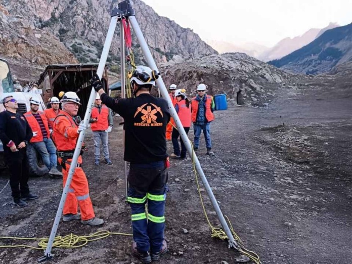 ENAMI ofrece 20 cursos de capacitación a pequeños productores  mineros: seguridad es uno de los ejes 