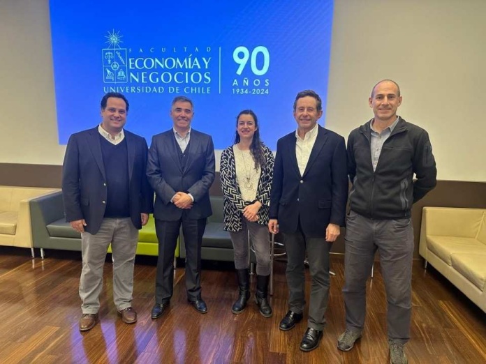 FEN Uchile y Fundación Banigualdad impulsan la educación financiera de más de 64 mil emprendedores FEN Uchile y Fundación Banigualdad impulsan la educación financiera de más de 64 mil emprendedores