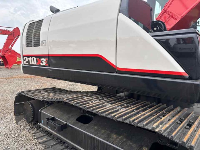 La cámara trasera en las excavadoras incrementa la seguridad y la productividad