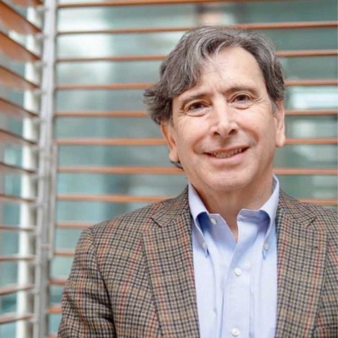 Laurence Golborne se suma al Consejo Internacional de apoyo a las labores de rescate en El Teniente Laurence Golborne se suma al Consejo Internacional de apoyo a las labores de rescate en El Teniente