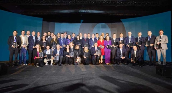 ManpowerGroup Chile lanzó su nuevo libro reconociendo a 50 líderes empresariales que están transformando el país