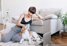 El 86 % de los hogares en Chile tiene mascotas y 92% las considera parte de su familia: el auge del pet parenting