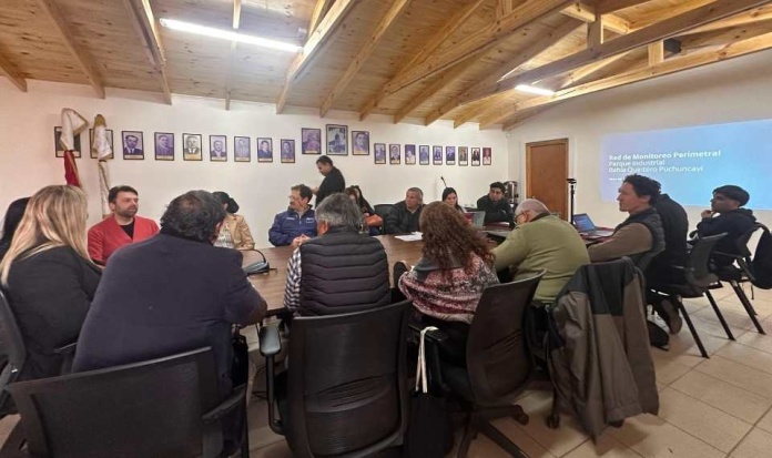 Mesa del Aire de Quintero-Puchuncaví presentó avances de Red de Monitoreo a autoridades comunales