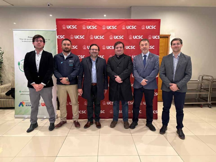 Ñuble avanza hacia la movilidad eléctrica con taller que reunió a autoridades y gremios Ñuble avanza hacia la movilidad eléctrica con taller que reunió a autoridades y gremios