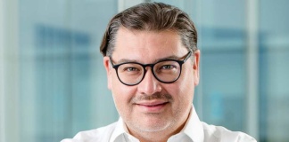 Por qué los CEOs necesitan un “AI Whisperer”