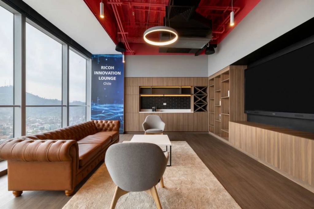 Ricoh apuesta por el crecimiento en el mercado chileno inaugura sus nuevas oficinas y su Innovation Lounge
