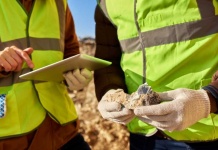 Tecnología en terreno: Landscape redefine la toma de decisiones en faenas mineras Tecnología en terreno Landscape redefine la toma de decisiones en faenas mineras