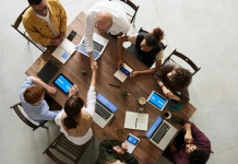 Trabajar desde cualquier lugar: cómo los espacios colaborativos de trabajo le facilitan la vida a los nómades digitales