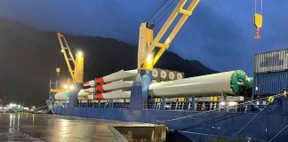 Aerogeneradores arriban a Emporcha para proyecto eólico Alto Baguales